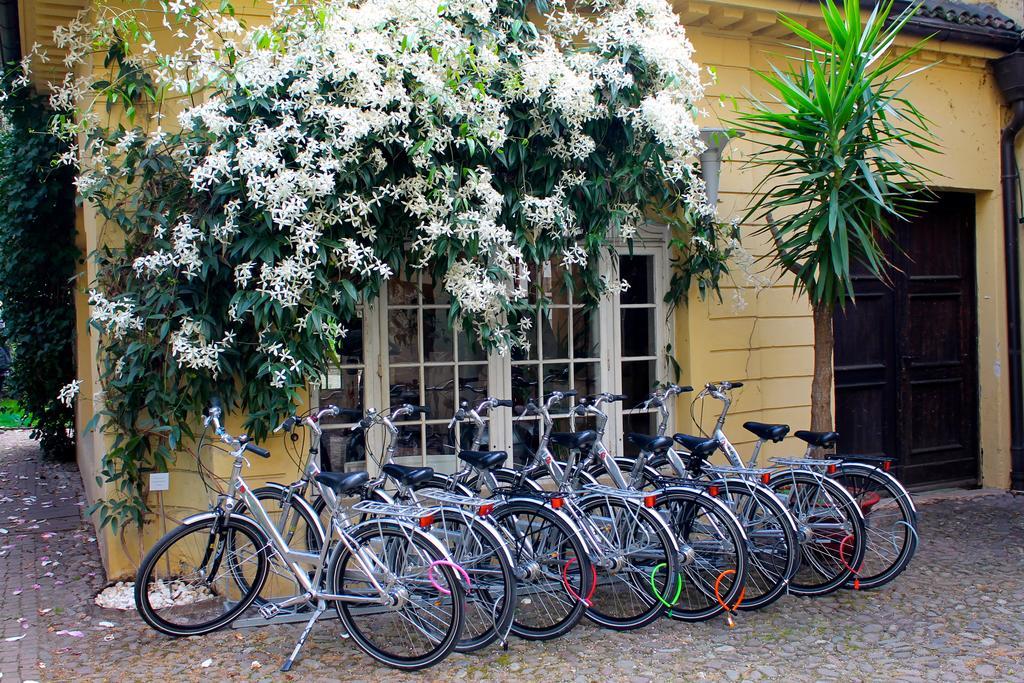 Hotel Greif, A Member Of Design Hotels Bolzano Exterior photo